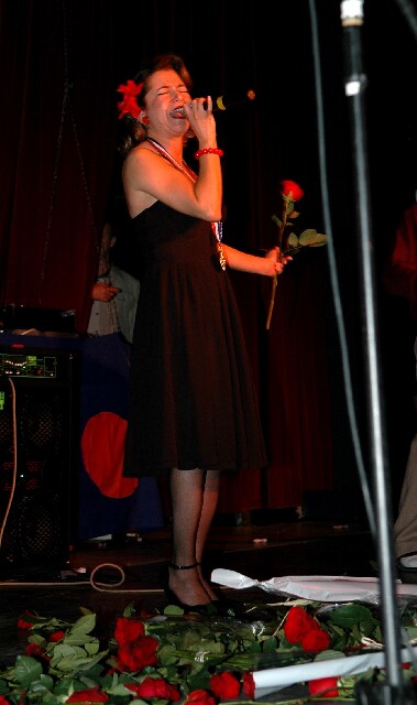 min 2006 11 25 riot 336